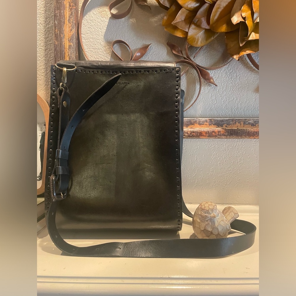 Elegant Black Leather Crossbody Bag